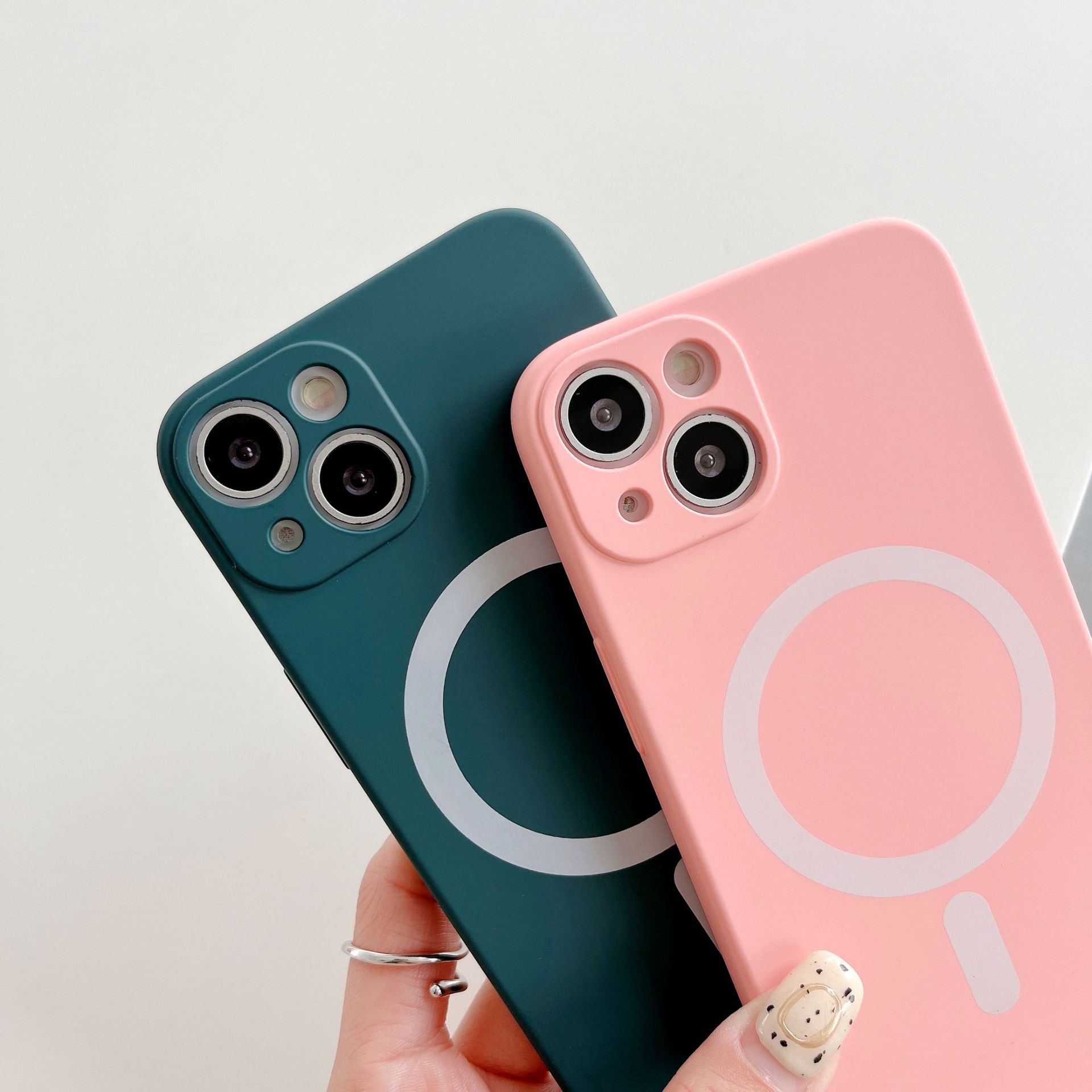 Magnetic Mobile Phone Case Wireless Charging, compatible with iPhone