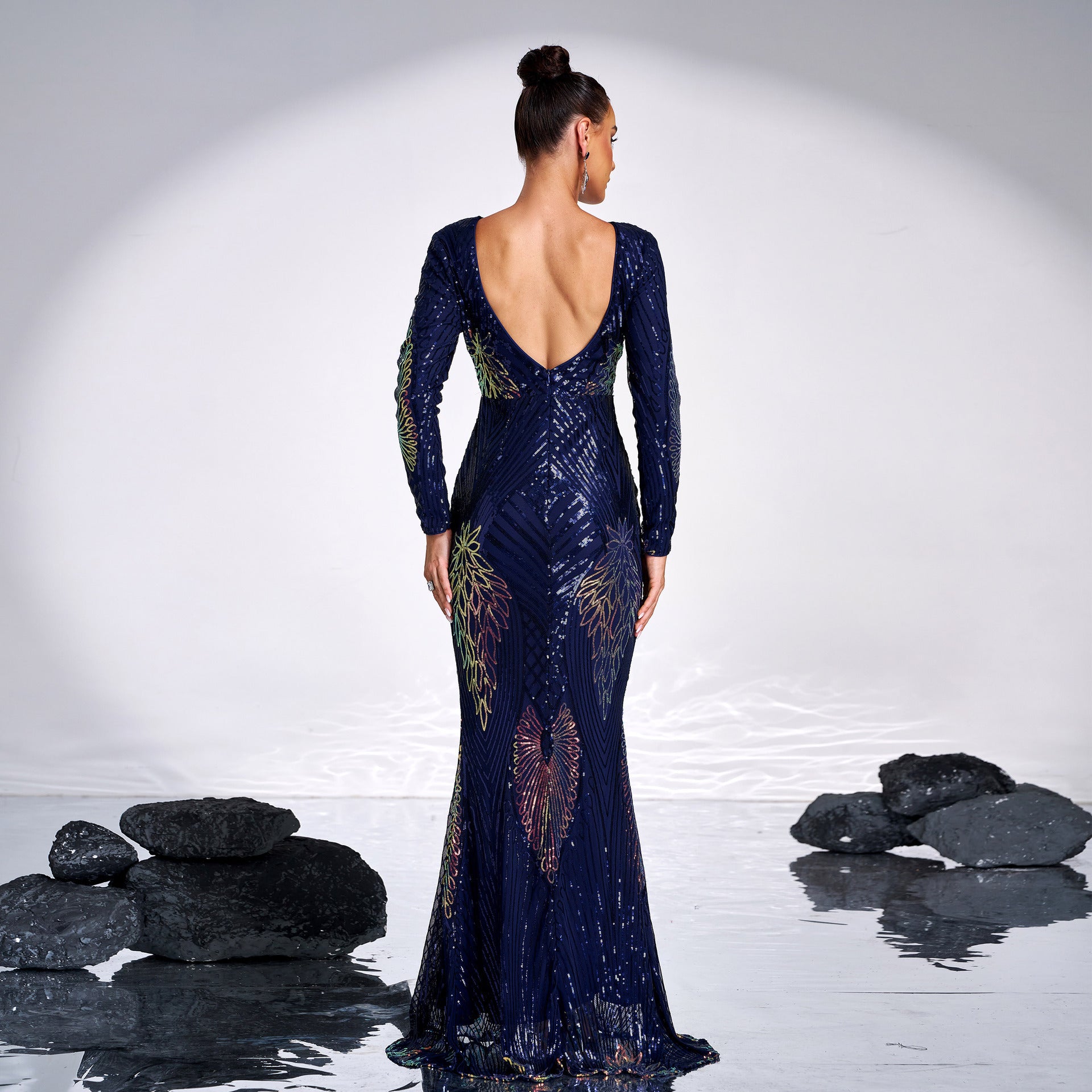 Women Long Sleeve Temperament Crew Neck Sexy Long Sequined Banquet Evening Dress