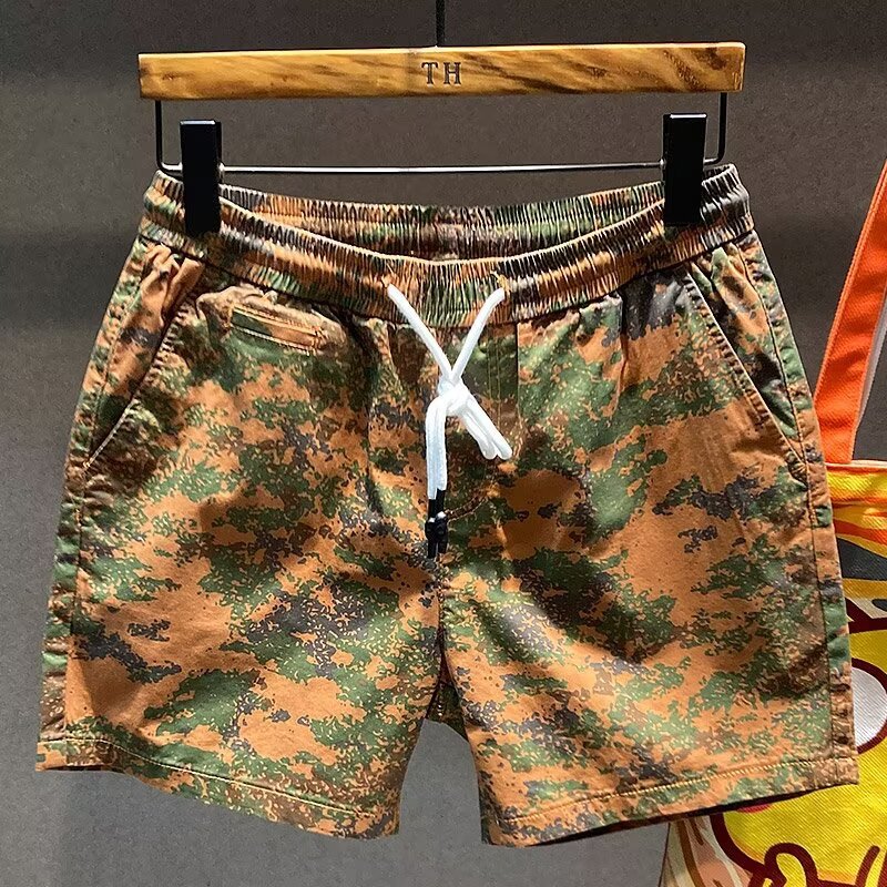 Camouflage Cropped Loose Casual Shorts for men