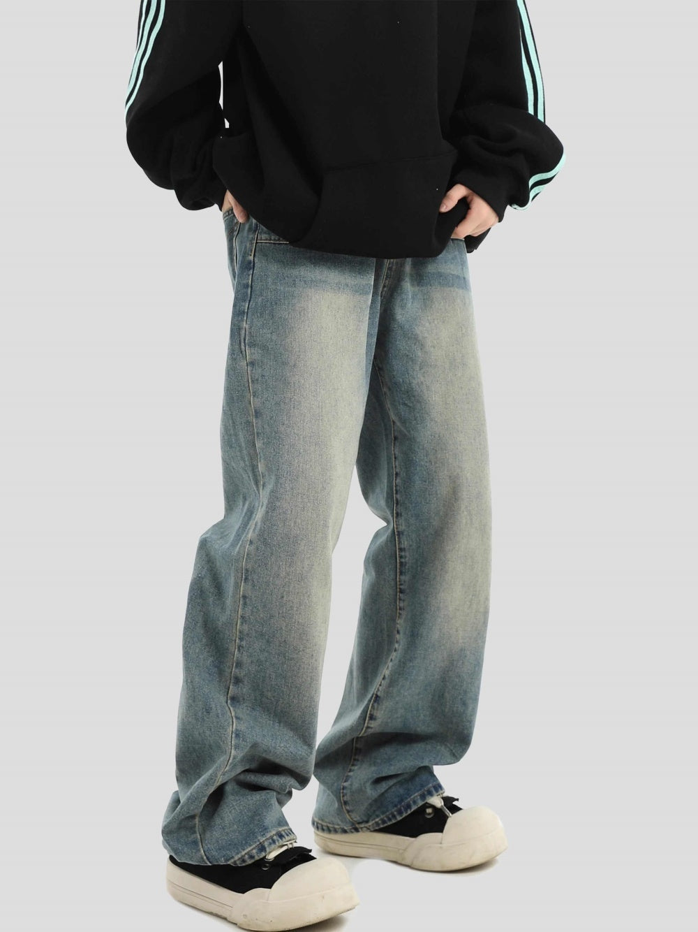 Worn Looking Washed-out Blue Jeans Loose Straight Trousers for men