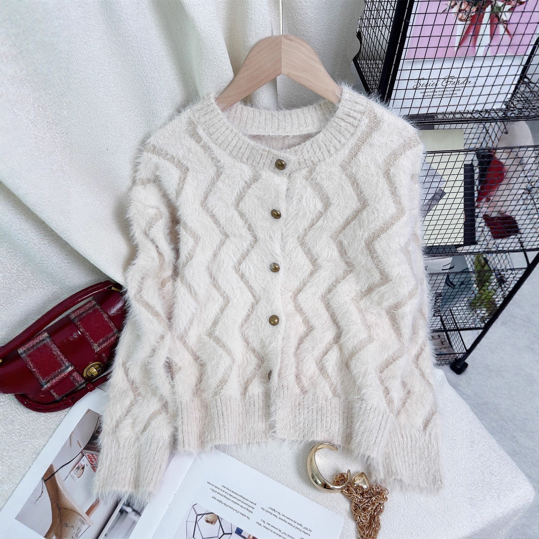 Women's Solid Color Knit Top