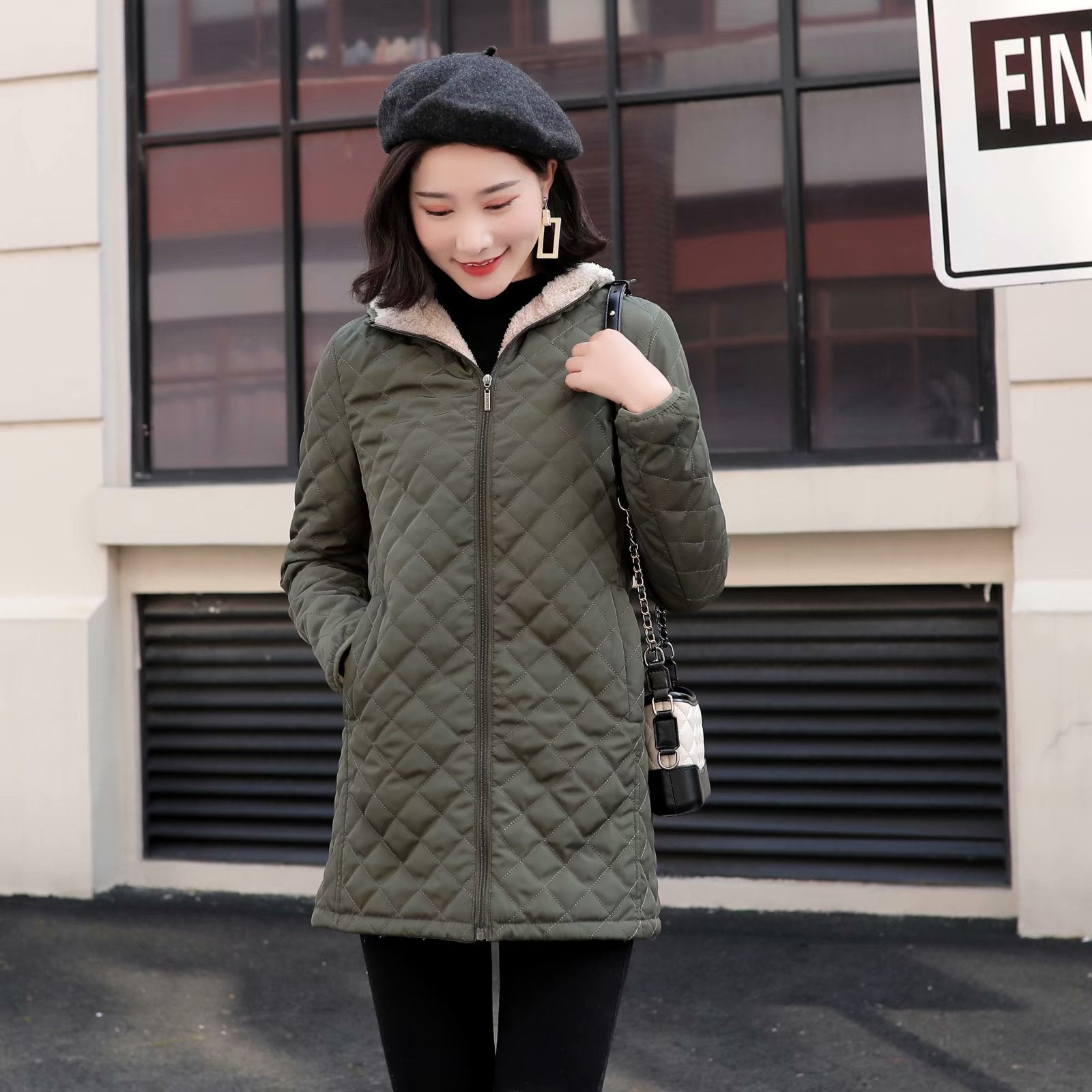 Plus-size Fleece-lined Padded Lambswool Puffer Jacket for women