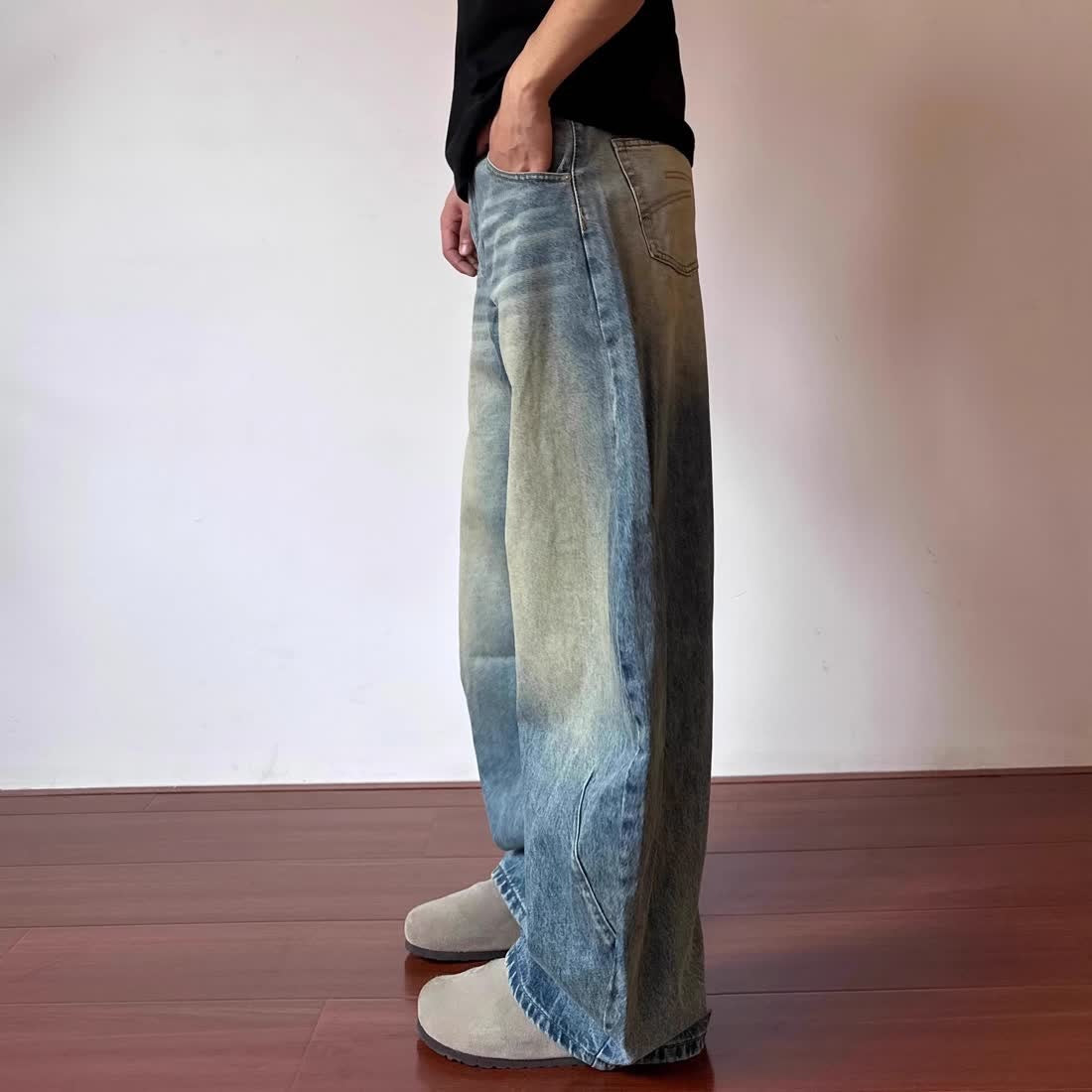Retro Design Deconstructed Pleated Washed Blue Jeans for men