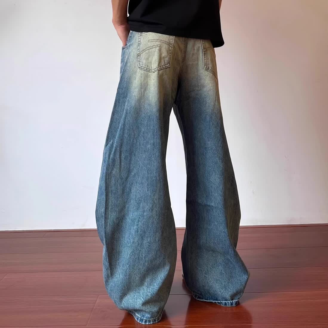 Retro Design Deconstructed Pleated Washed Blue Jeans for men