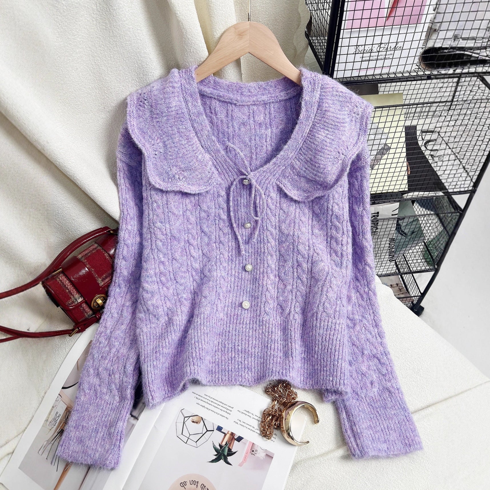Women's Solid Color Flared Collar Sweet Retro Sweater