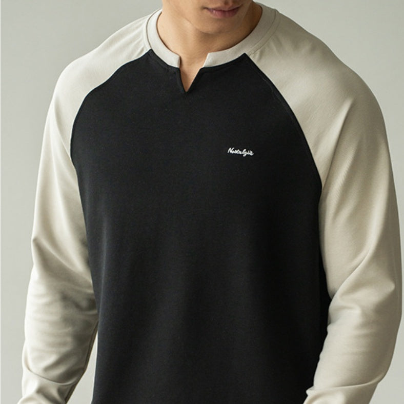 Small V-collar Contrast Color Drop-shoulder Sleeve Loose Sweater Male