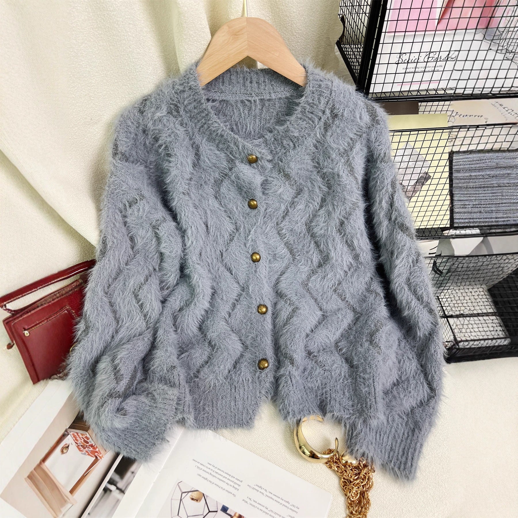 Women's Solid Color Knit Top
